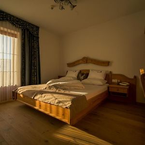Camera standard con letto king size
